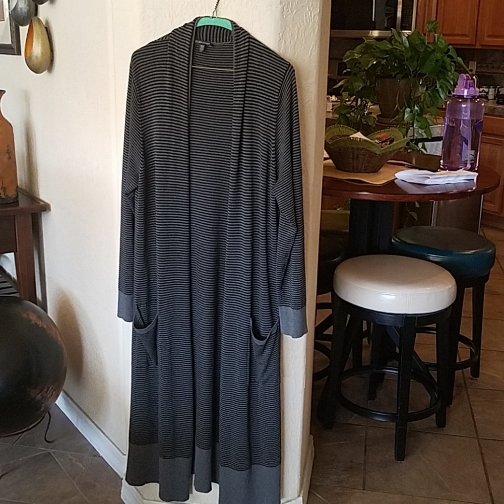 Long Lightweigh Sweater Large Eileen Fisher